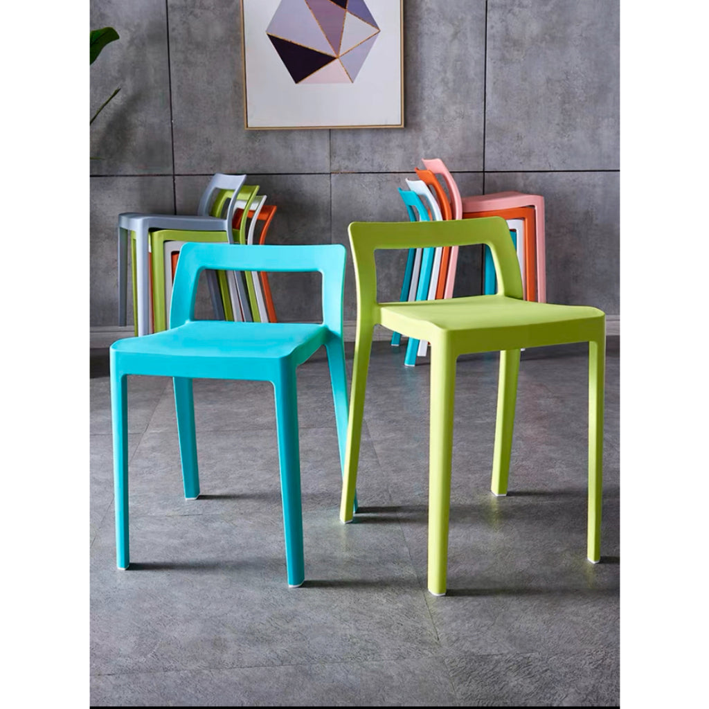 Nordic Living Room Restaurant Cafe Armchair Plastic Dining Chair